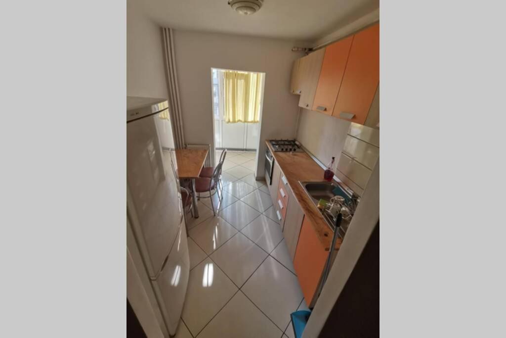 Dana Apartment Piteşti Exterior foto